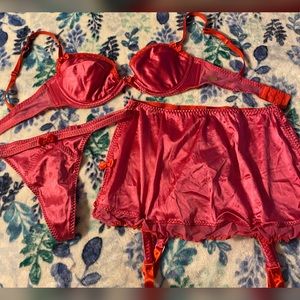 Vintage Victoria’s Secret Second Skin Shiny Satin Thong Bra Skirted Thong Set!